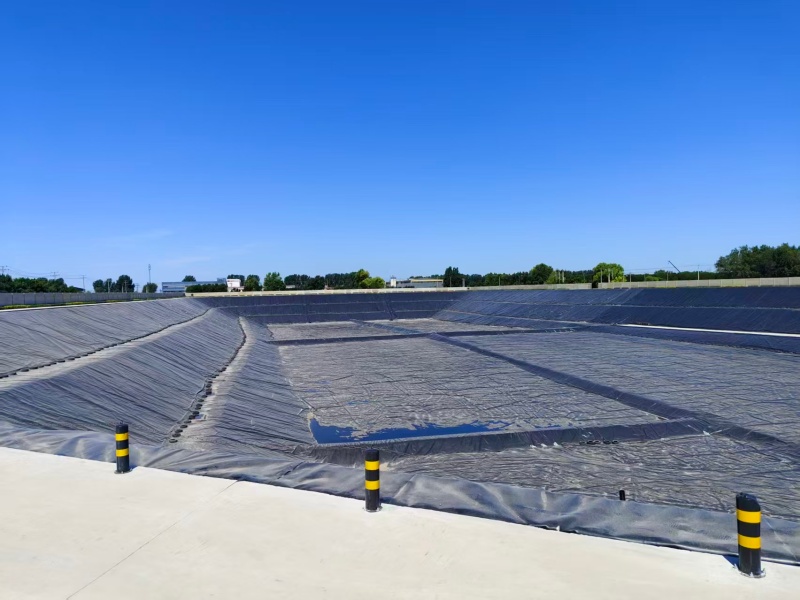 了解不同类型土工膜在水利工程、垃圾填埋场的应用优势，山东岳陆新材料提供专业方案