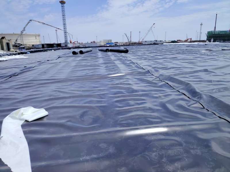 垃圾填埋场土工膜不同制造厂家的产品实测性能数据和实际运行效果差异是什么？ 