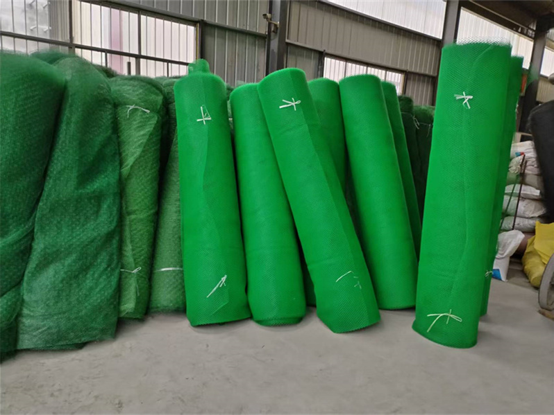 选型避坑！三维植被网在公路护坡和矿山修复场景的适配要点及泰安市永强网业的技术优势