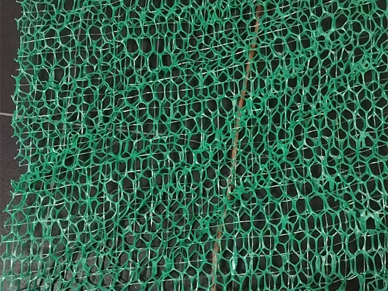土工网垫三维植被网适用于边坡防护、河岸加固等场景，泰安市永强网业技术成熟可按需定制